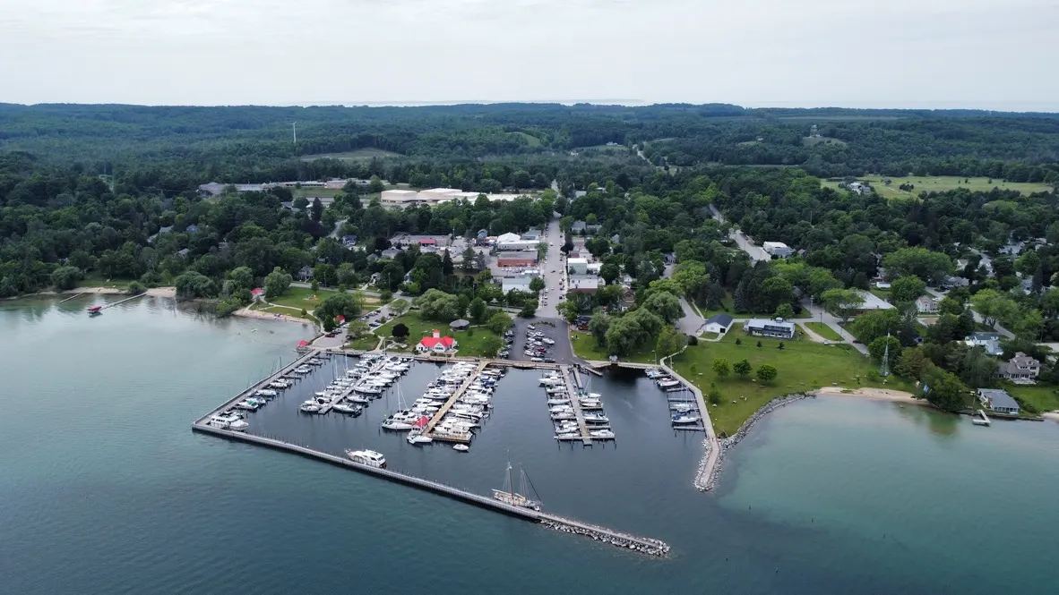 Best Coffee & Brunch in Suttons Bay & Leelanau Wine Country